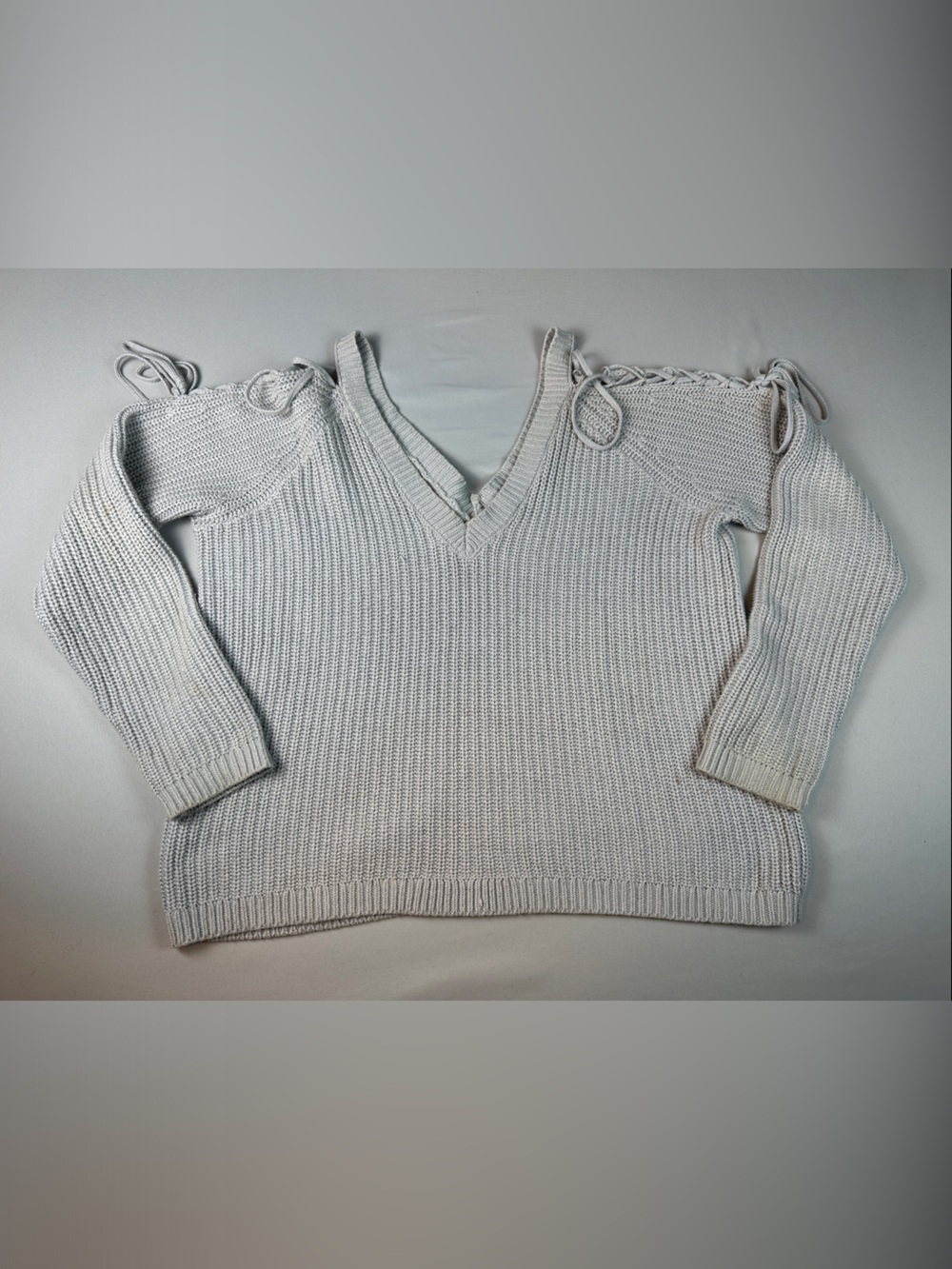 La Hearts Gray V-Neck Sweater Cold Lace Up Shoulder
